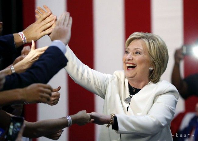 Hillary Clintonová počas superutorka získala vyše 500 delegátov