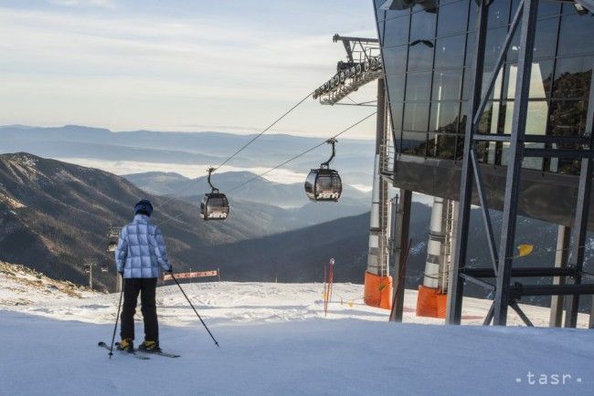 Počas Svetového pohára bude stredisko Jasná otvorené aj pre lyžiarov