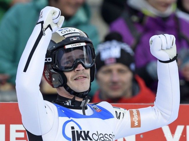 Český skokan na lyžiach Koudelka triumfoval na veľkom mostíku vo Wisle