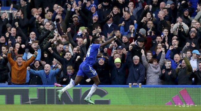 Chelsea iba remizovala so Stoke City, Citizens rozbili Aston Villu