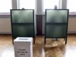 Okrskové komisie na juhu Nitrianskeho kraja potvrdzujú vysokú účasť