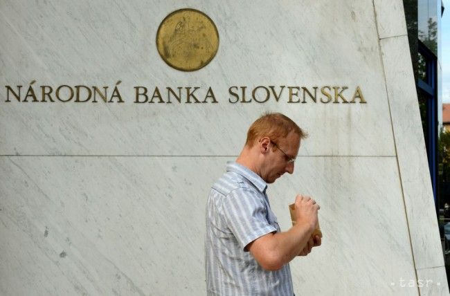 Čistý zisk NBS vlani klesol na 4,6 milióna eur