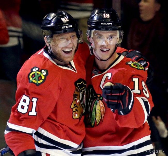 NHL: Návrat Hossu do zostavy Chicaga sa odkladá, v stredu hrať nebude