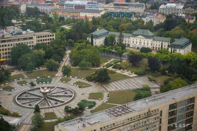 Polícia upozorňuje na dopravné obmedzenia v Bratislave