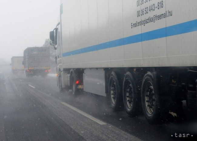 Cesta medzi Reľovom a Slovenskou Vsou je pre nákladnú dopravu uzavretá