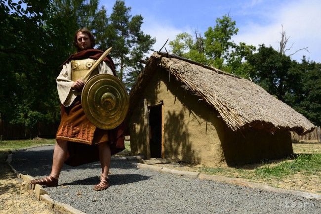 Na úpätí Nízkych Tatier vyrastie tematický archeopark