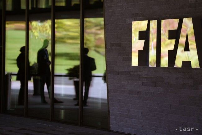 FIFA žiada na súde finančné odškodnenie od bývalých funkcionárov