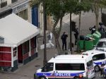 V parížskom klube Bataclan sa uskutočnila rekonštrukcia útoku