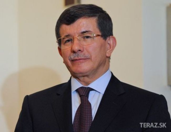 Davutoglu odmietne dohodu, ktorá premení Turecko na otvorené väzenie