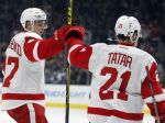 VIDEO: Detroit na postupovej pozícii, Kopitar vzal Stümpelovi rekord