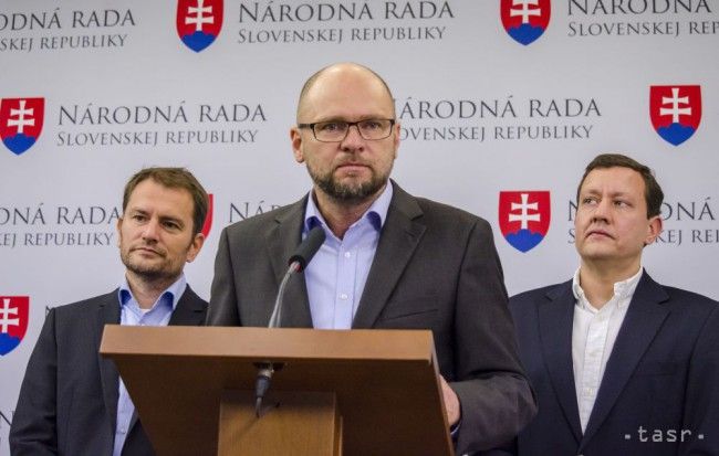 Opozíciu čaká delenie predsedníckych funkcií v kontrolných výboroch