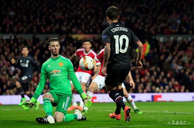 United sa prizerali oslavám rivala z Liverpoolu. Blind: Veľká rana