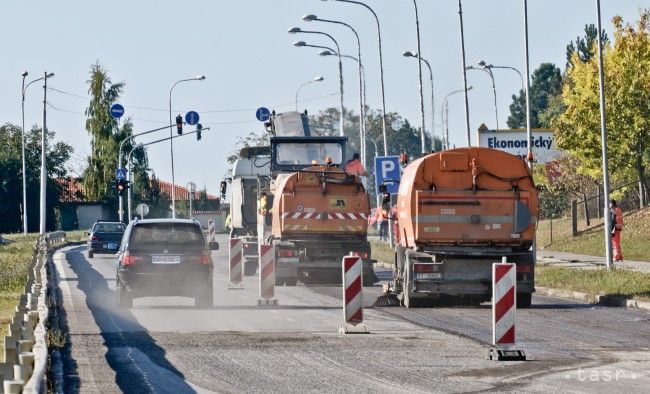 Polícia upozorňuje na dopravné obmedzenia v Bratislave