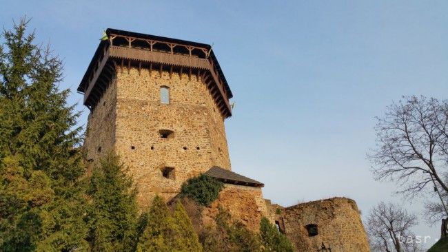 Fiľakovský hrad navštívilo počas minulého roka takmer 21.000 turistov