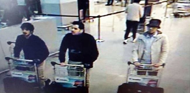 Identifikovali páchateľov útokov na bruselskom letisku Zaventem