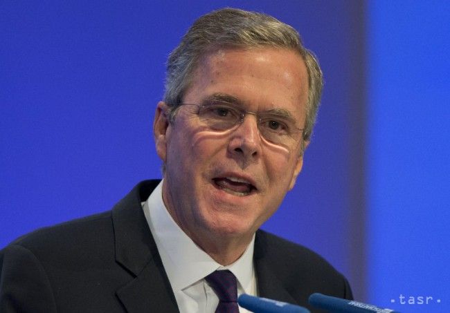 Jeb Bush sa rozhodol podporiť prezidentského kandidáta Teda Cruza