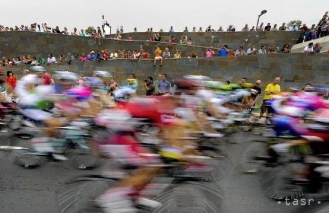 Klasiku Dwars door Vlaanderen vyhral Debusschere, J. Sagan skončil 82.