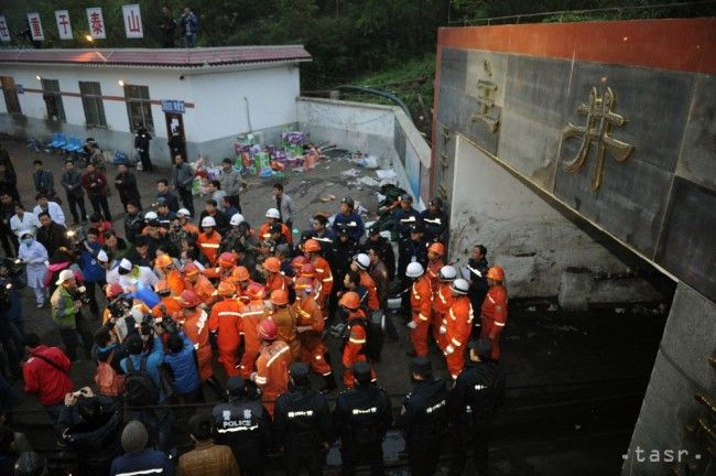 Pri banskom nešťastí na severe Číny zahynulo 19 baníkov