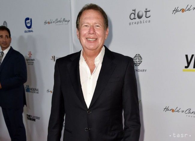 Zomrel známy americký komik Garry Shandling