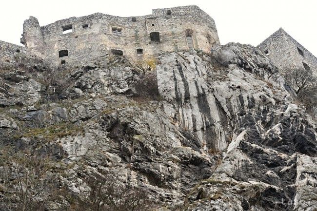 Na hrade Strečno pribudla nová prírodovedná expozícia o cicavcoch