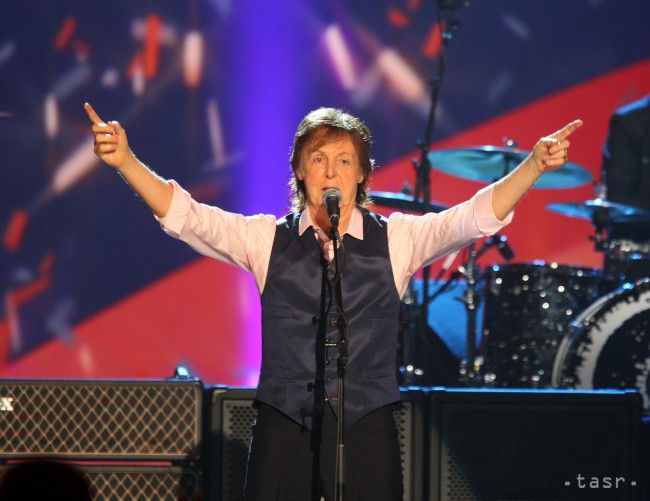 Paul McCartney si zahrá v piatom pokračovaní Pirátov z Karibiku