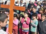 V rómskej osade si pripomenuli smrť a ukrižovanie Ježiša Krista