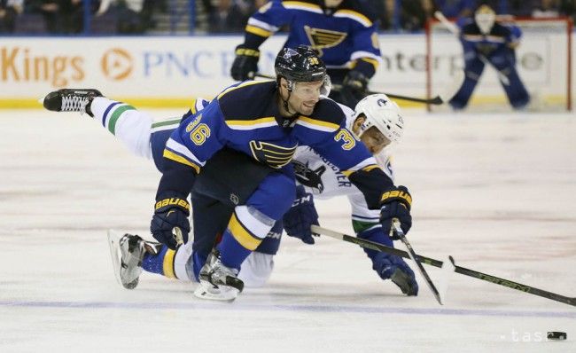 NHL: St. Louis zdolalo Vancouver a zaistilo si účasť v play off