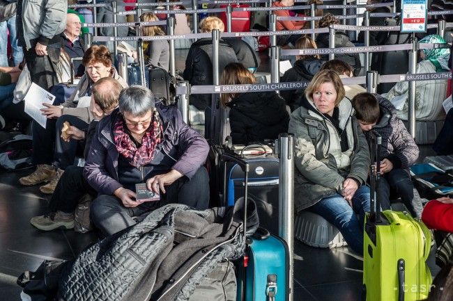 Planý bombový poplach na letisku v Poľsku vyvolal telefonát z oslavy