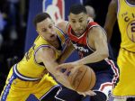 NBA: Golden State Warriors natiahli víťaznú šnúru, 26 bodov Curryho