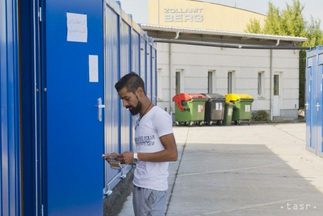 Rakúsko zavedie zrýchlené azylové konanie na hraniciach