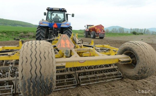 Jarné práce na Slovensku pokračujú bez väčších problémov