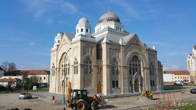 V Lučenci zrekonštruovali radnicu a synagógu s prispením eurofondov