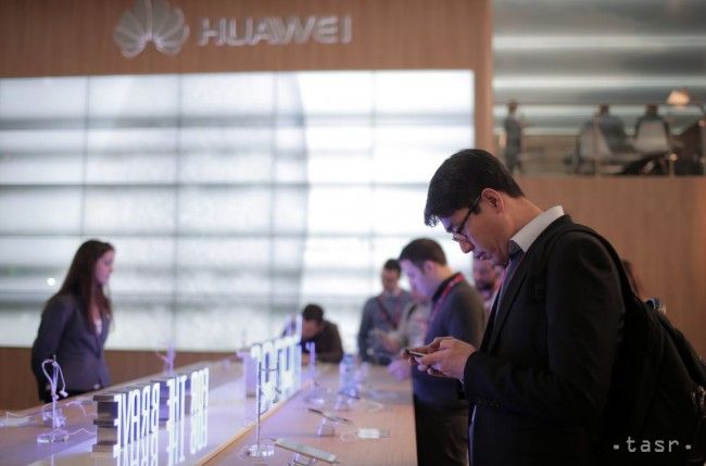 Tržby aj zisk Huawei vlani vzrástli o viac ako 30 %