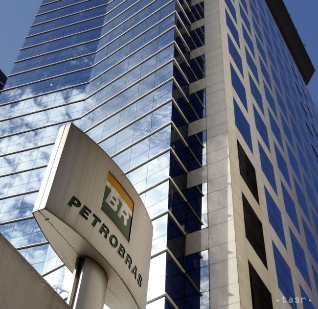 Brazílsky ropný koncern Petrobras chce do 5 rokov zrušiť 12.000 miest