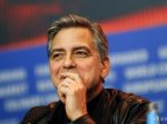 Magazín Hello! sa ospravedlnil Clooneymu za vymyslené interview