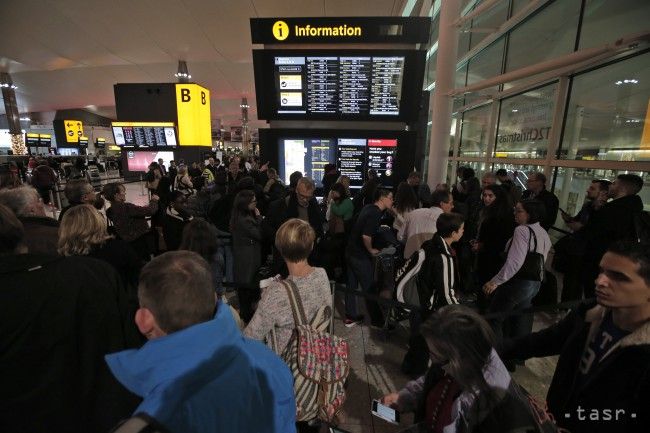 Protiteroristická jednotka zatkla muža na letisku londýnskom Gatwick