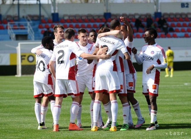 Obhajca Trenčín nastúpi v semifinále SP proti Ružomberku