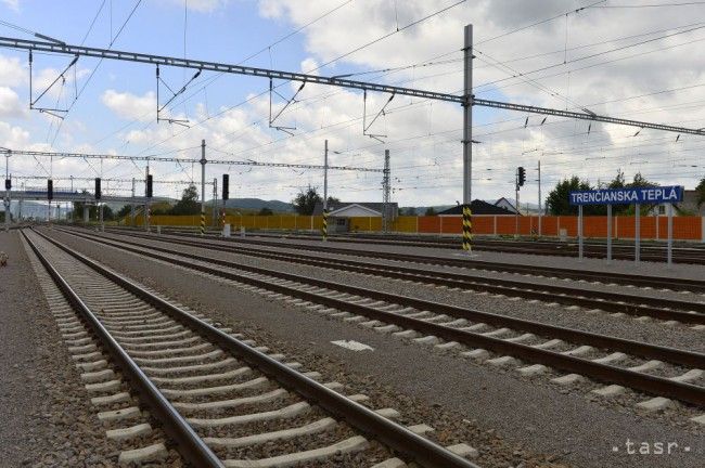 V súťaži železníc na pracovné prostriedky za 885.000 eur sú námietky
