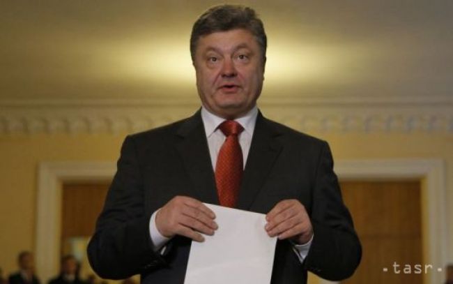 Porošenkovu offshorovú spoločnosť preverí len fiškálna služba