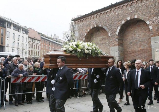 Rodina a velikáni milánskeho AC sa rozlúčili s Cesarem Maldinim