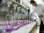 Výbuch otriasol laboratóriom ústavu makromolekulárnej chémie v Prahe