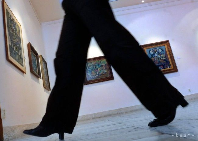 V Bratislave sú výročné výstavy dvoch veľkých výtvarných spolkov