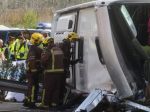 V Peru havaroval autobus, zomrelo najmenej 23 ľudí