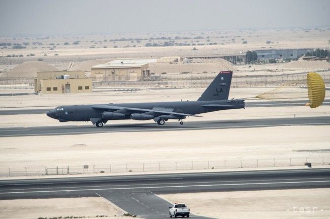 USA nasadili do boja pri Islamskému štátu strategické bombardéry B-52