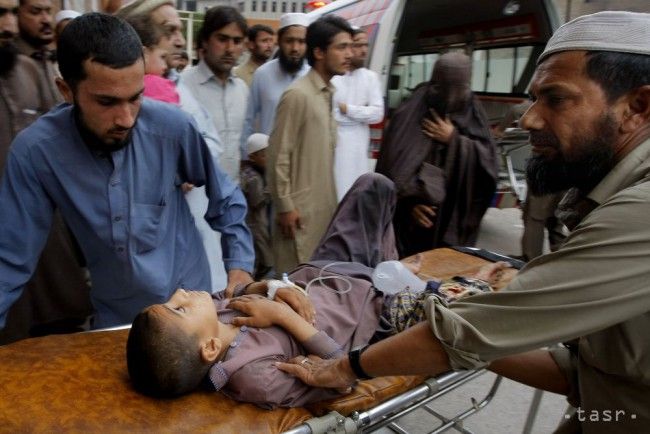 VIDEO: Pakistan po zemetrasení hlási jedného mŕtveho a 30 zranených