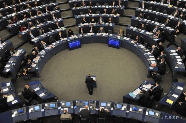 Europoslanci sú za azylovú politiku EÚ, ktorá predvída aj kvóty