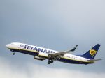 Ryanair tvrdí, že aerolínie budú musieť znížiť ceny leteniek