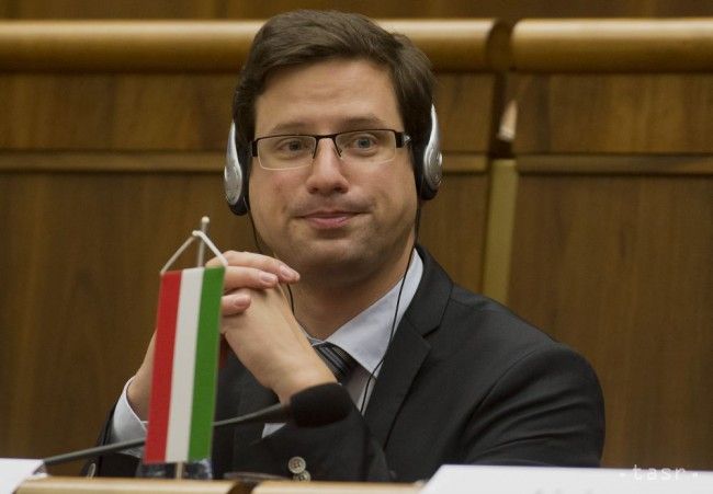Maďarsko si pripomenulo vysťahovanie Maďarov z Československa