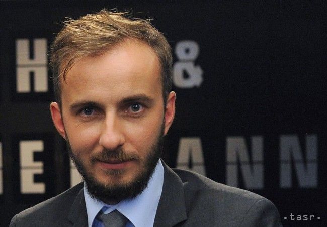 Satirik Jan Böhmermannje už pod policajnou ochranou
