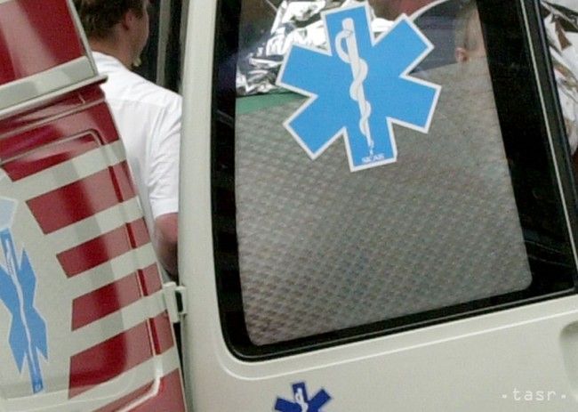 Popálený mladík uviazol pri Hodoníne na vrchole mosta cez rieku Moravu